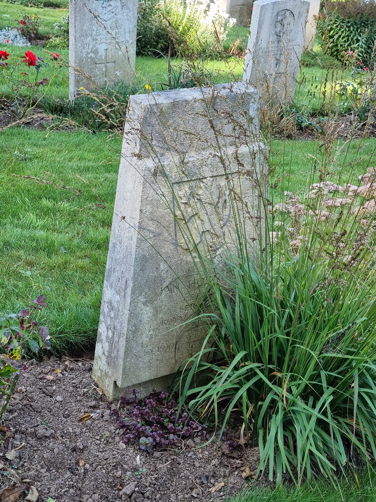영연방 전쟁묘지위원회(CWGC), 웨스턴 밀 묘지 20210906 104156